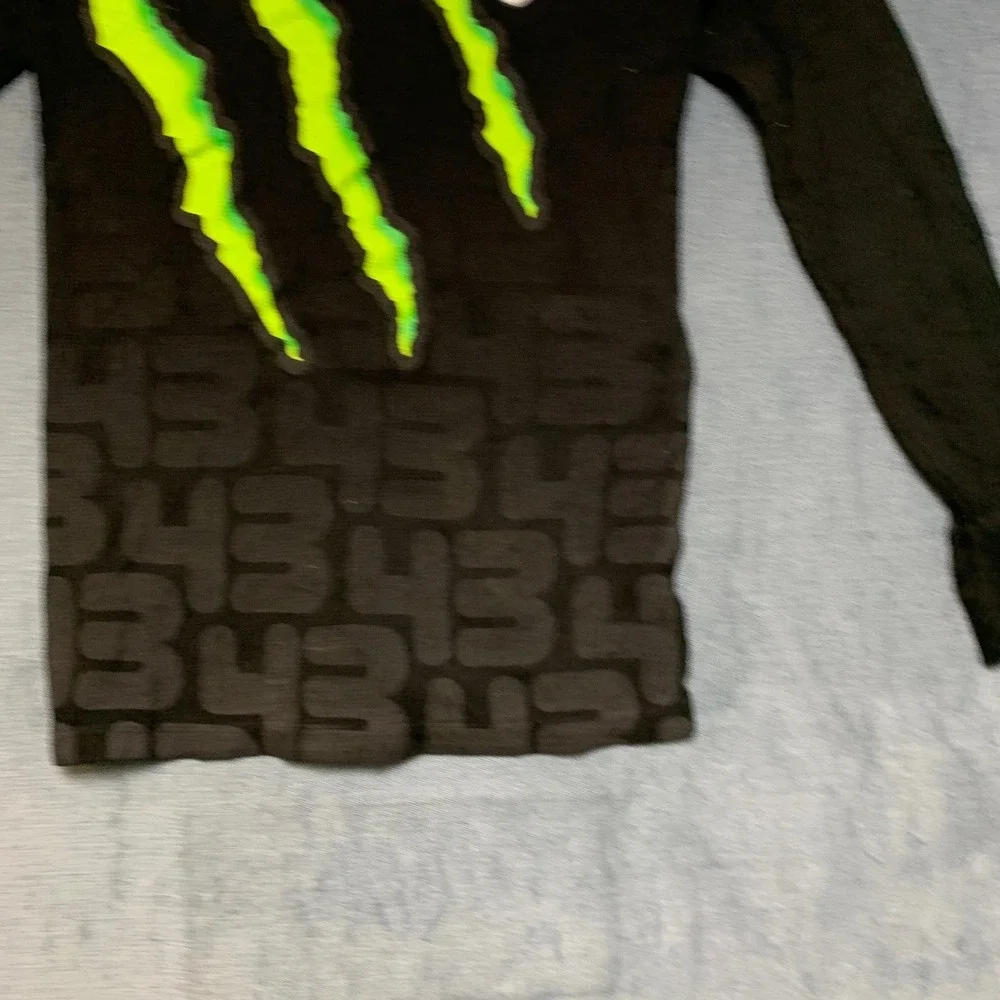 DC Shoes Monster Energy Shirt Small Black Long Sleeve Graphic Print Thermal Knit